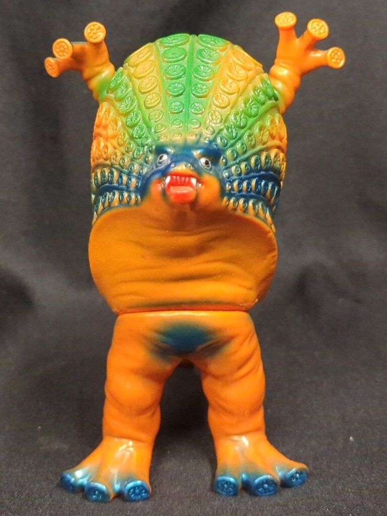 B CLUB 怪獣シリーズ ブルマァク タッコング 黄土色成型