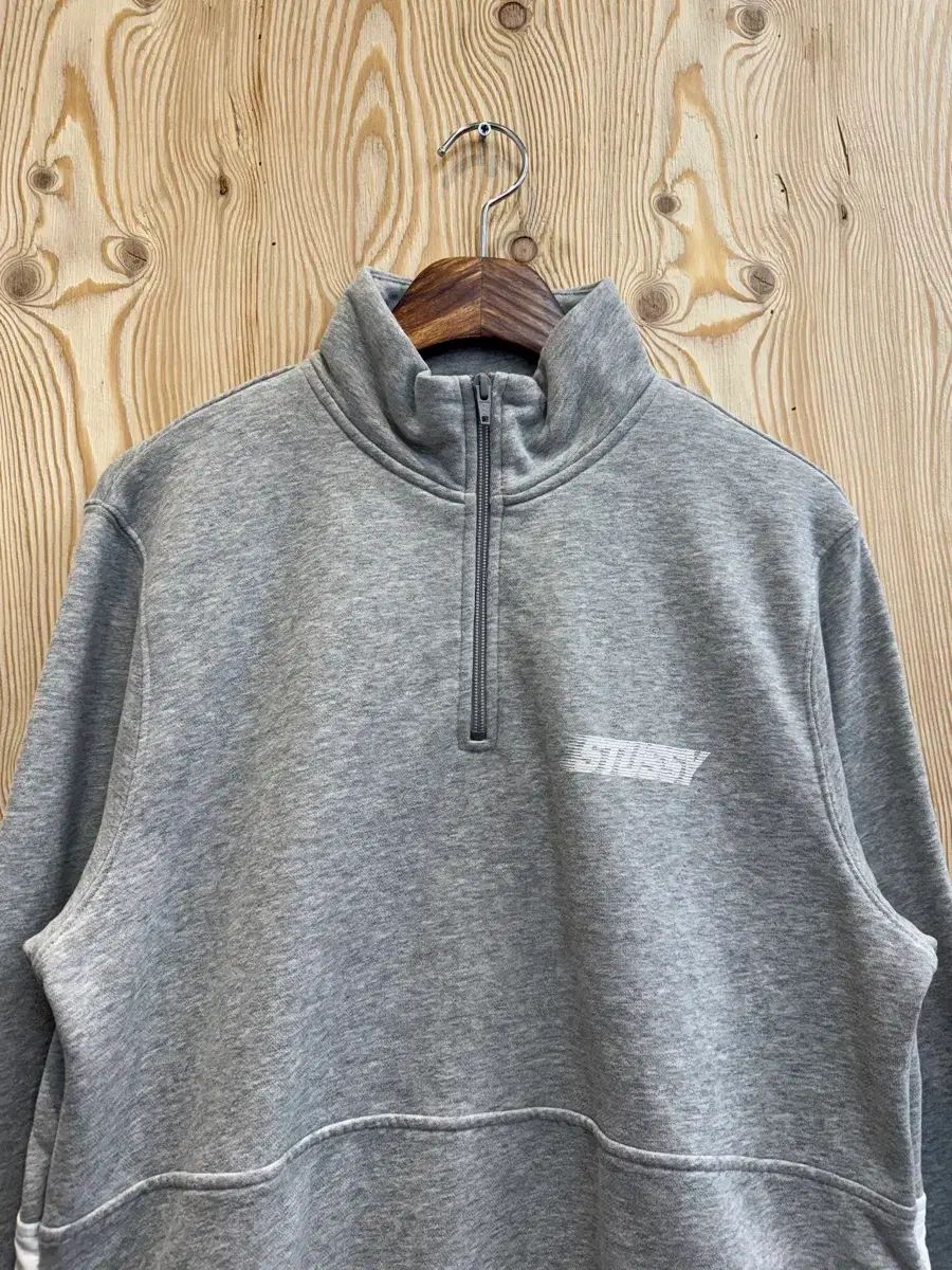 ハーフジップ スウェット