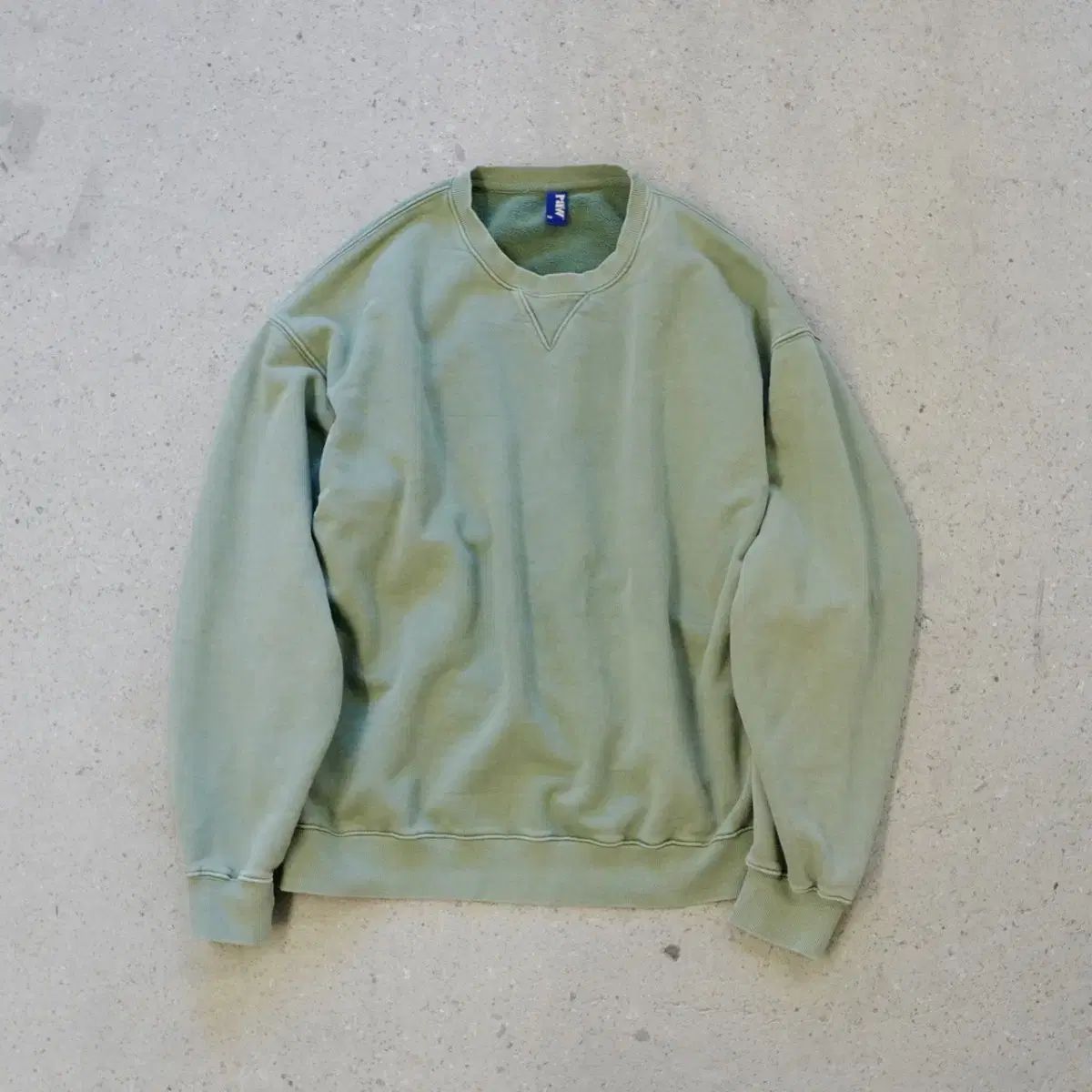 １ VLNDFLES スウェットシャツ セージグリーン