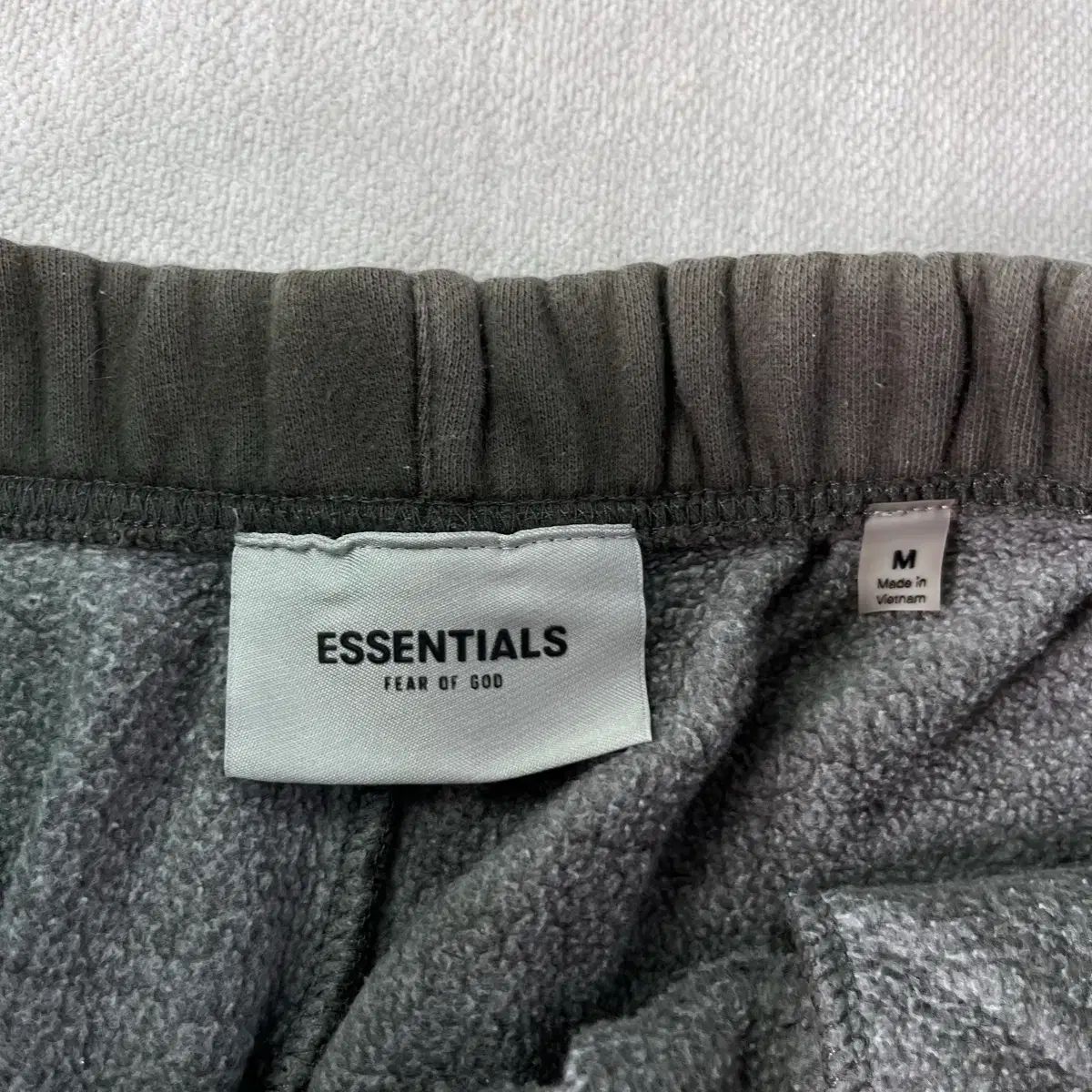 エッセンシャル ジョガーパンツ