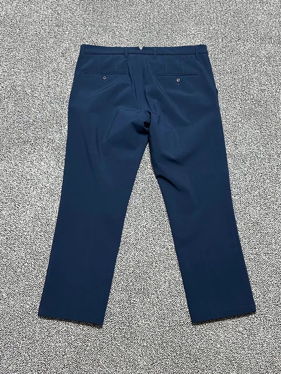 ネイビー ズボン