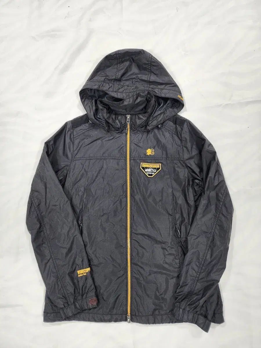 KOLON SPORT アンタークティカ ウィンドブレーカー フード ジャケット