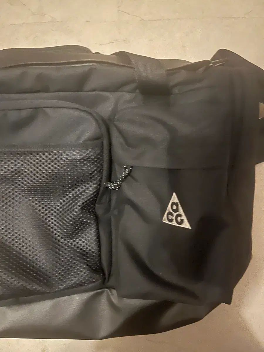 ナイキ ACG デイマックス 60 L ダッフルバッグ