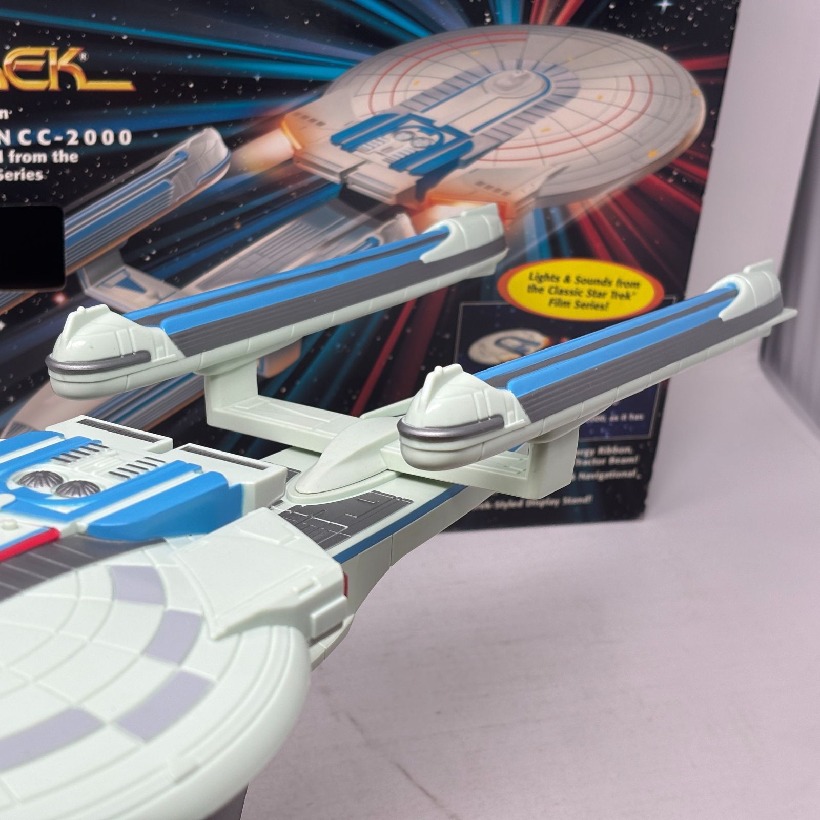 「スタートレック」U S S エクセルシオールNCC-2000／プレイメイツ社製 スタートレック」U S S エクセルシオールNCC-2000／プレイメイツ社製