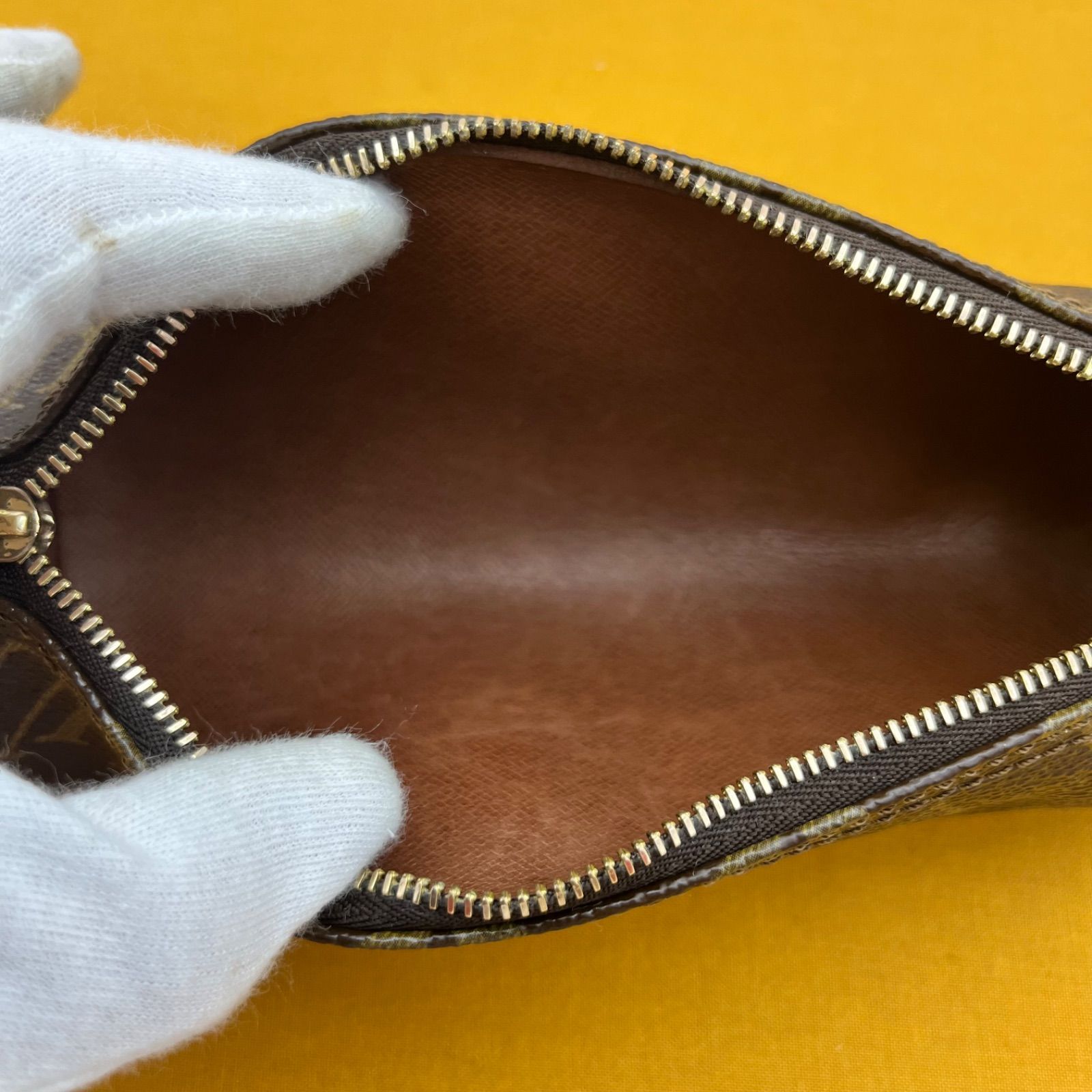 ルイヴィトン トゥルース ロンド モノグラム ペンケース 筆入れ - メルカリ