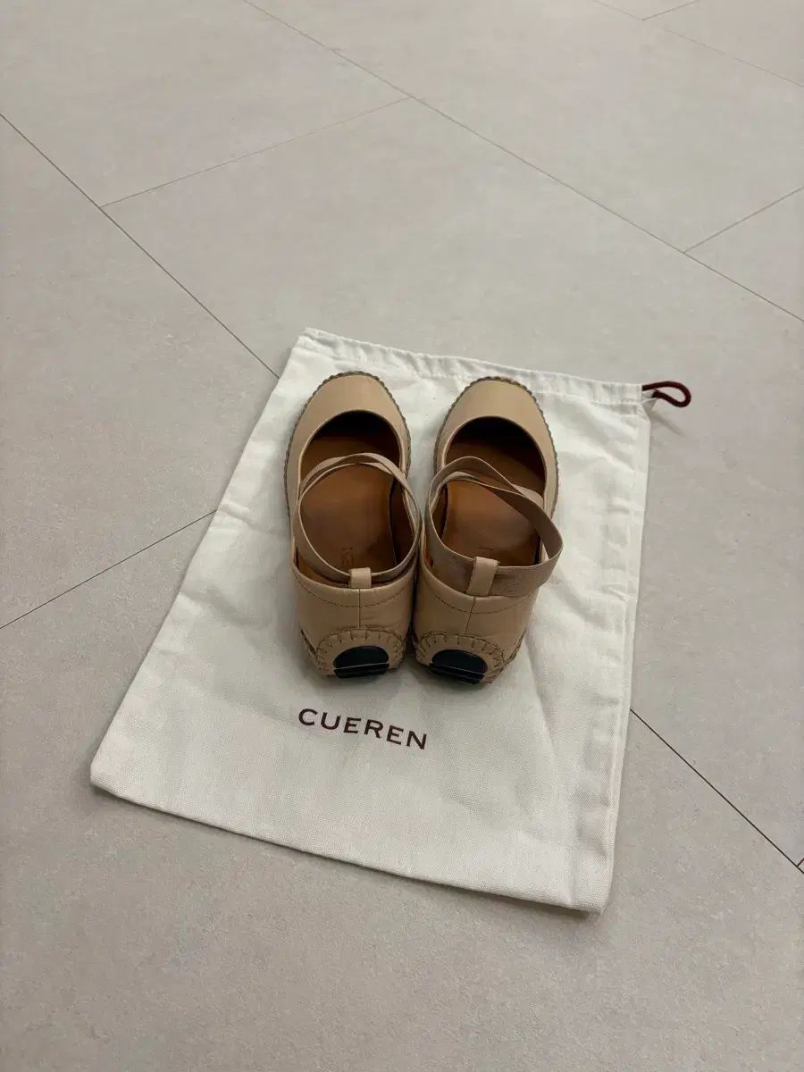 CUEREN バレエ 16 235 トープ