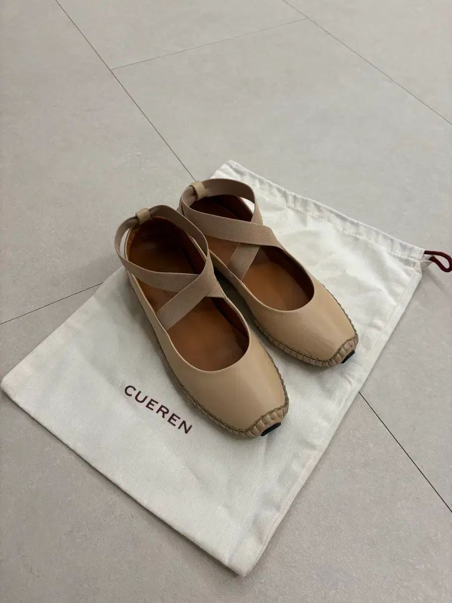 CUEREN バレエ 16 235 トープ