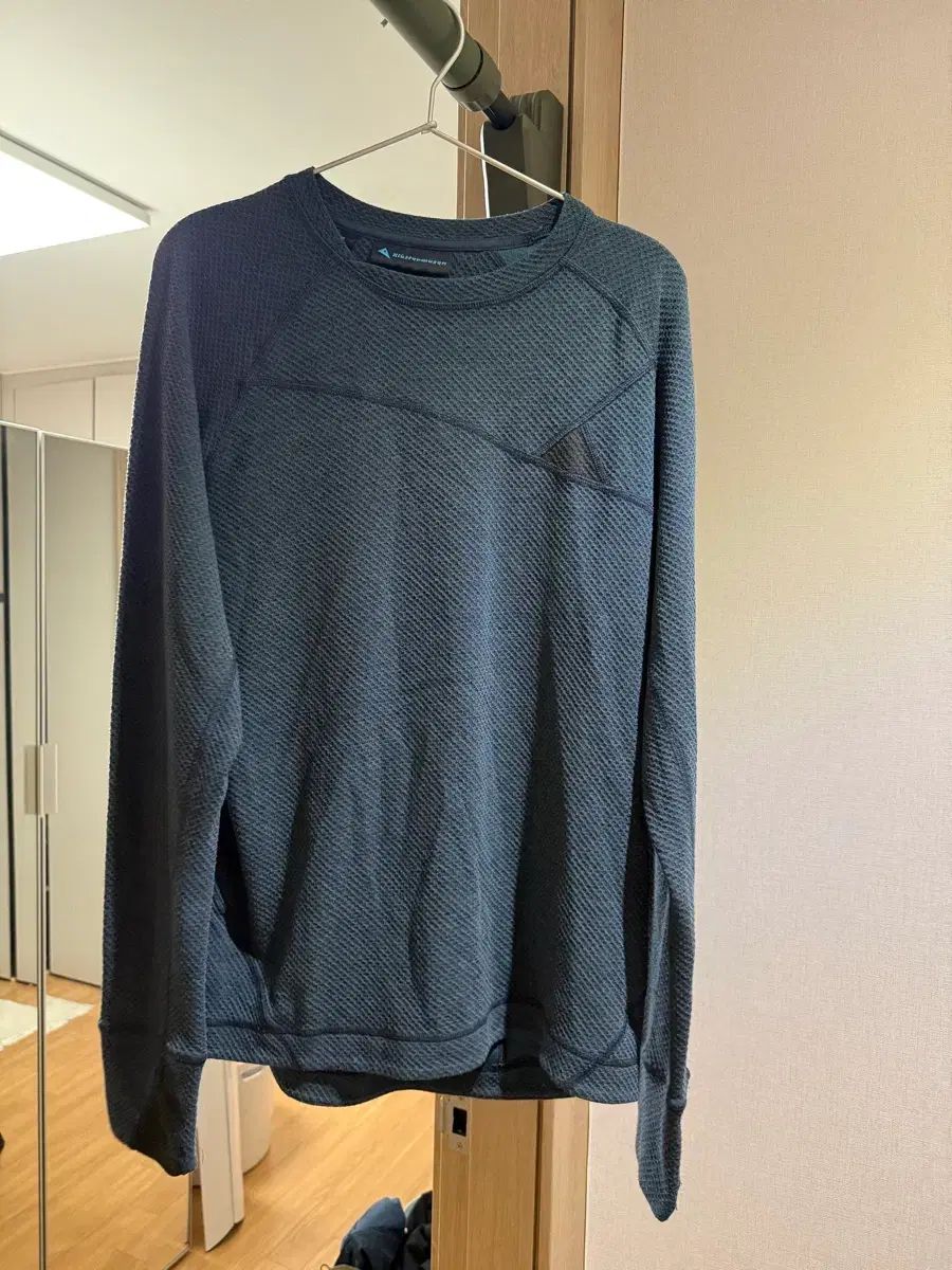 クレッタルムーセン 虎杖 悠仁 クルーネック L