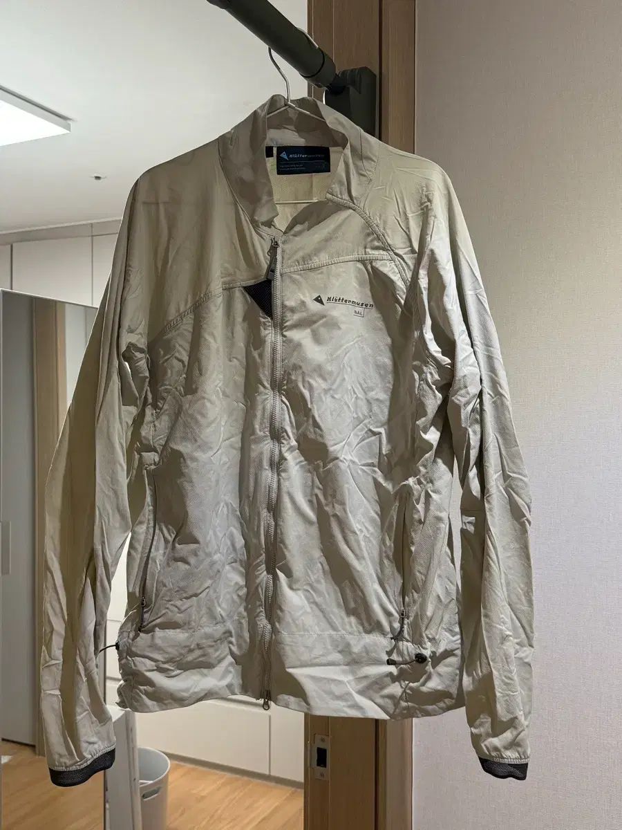 クレッタルムーセン 날 ジャケット L