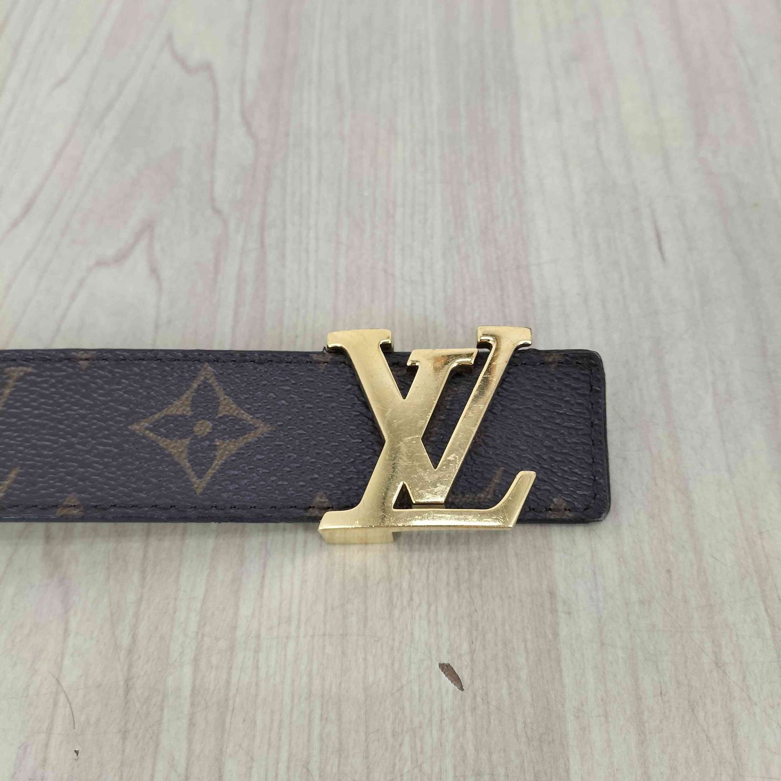 ルイヴィトン LOUIS VUITTON モノグラム サンチュール・LVイニシャル