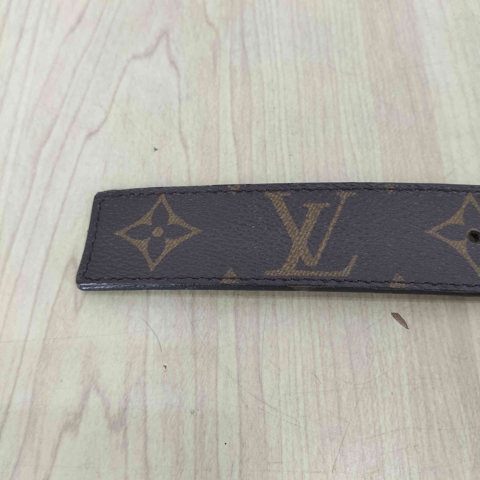 ルイヴィトン LOUIS VUITTON モノグラム サンチュール・LVイニシャル