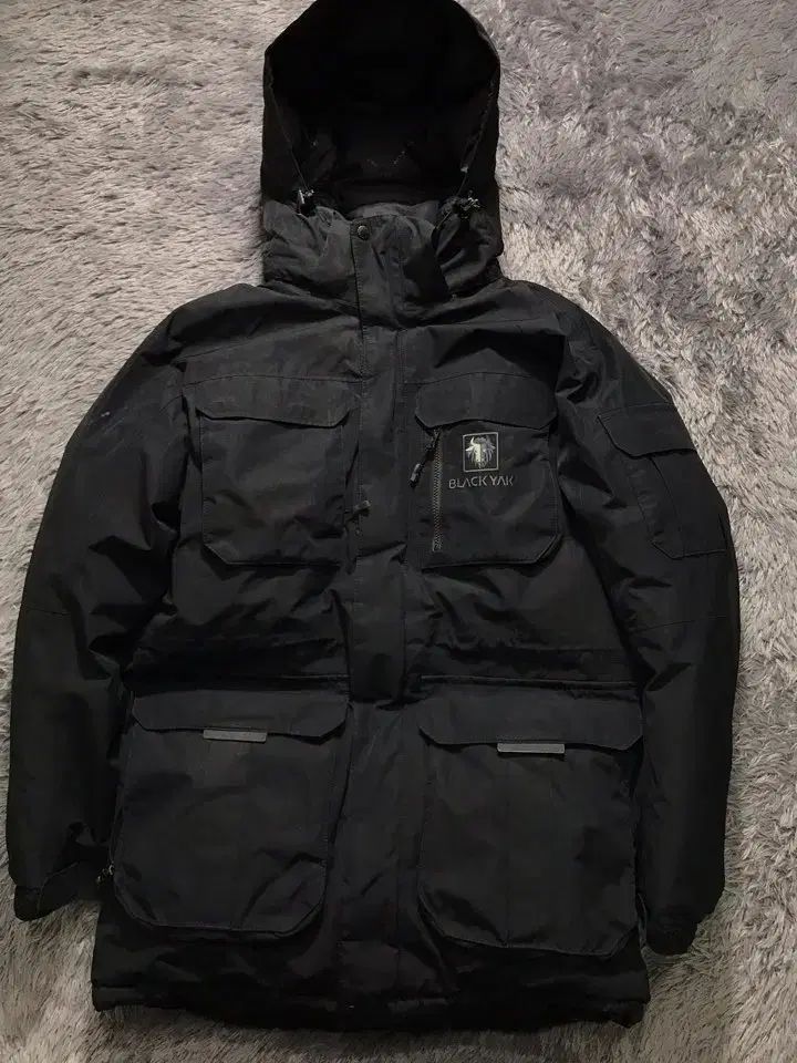 M ブラックヤク BLACK YAK ゴアテックス グース ダウン ジャケット