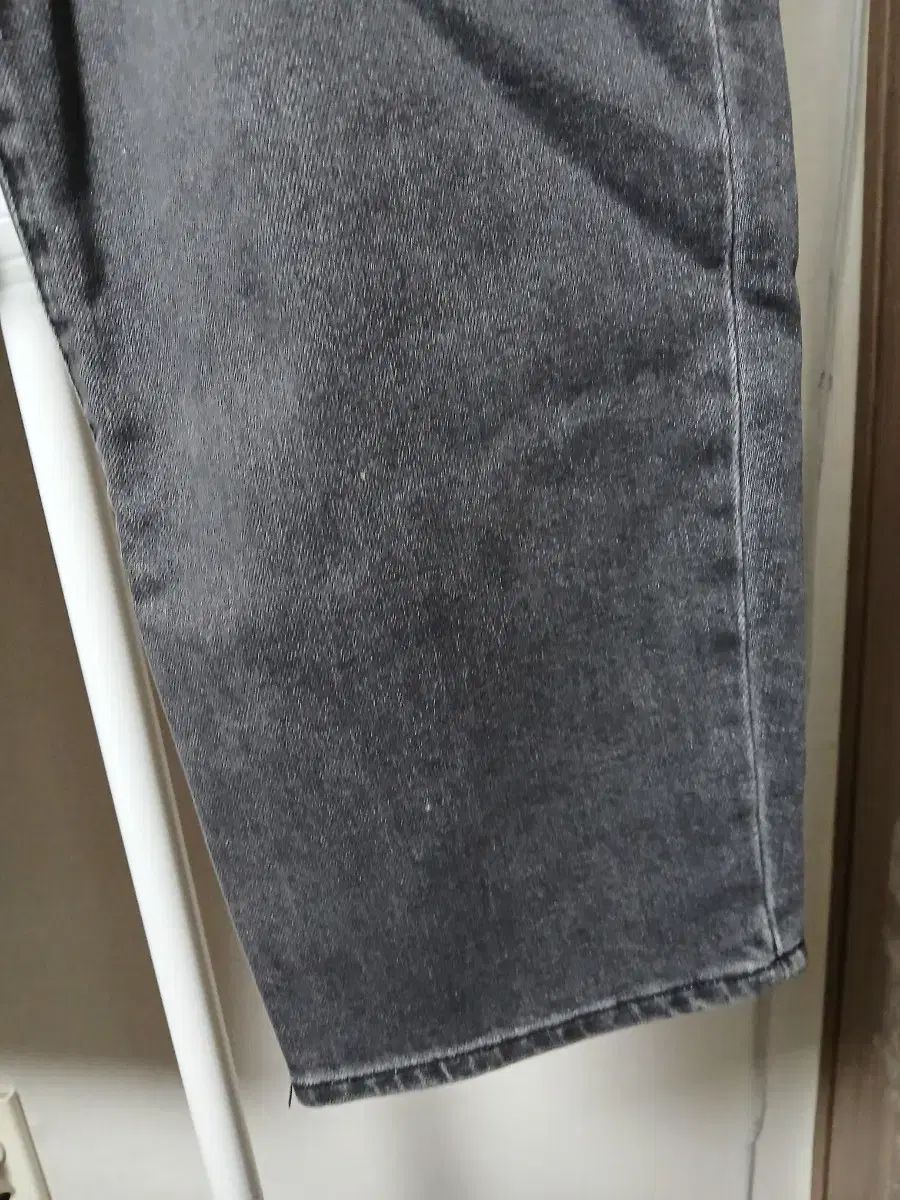 ハンサムタイム 刺繍ロゴ 밴딩デニムパンツ67