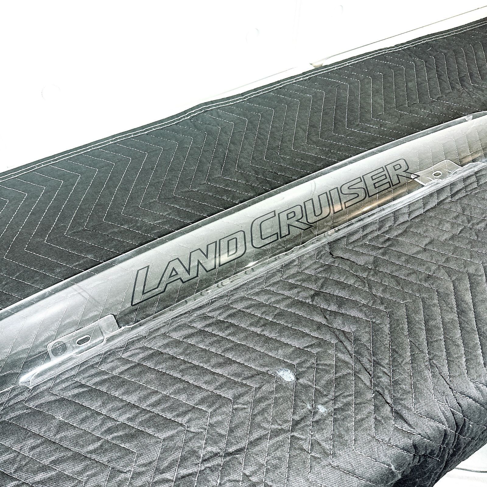 オーストラリアトヨタ純正】ランクル70 丸目 バグガード ボンネット 