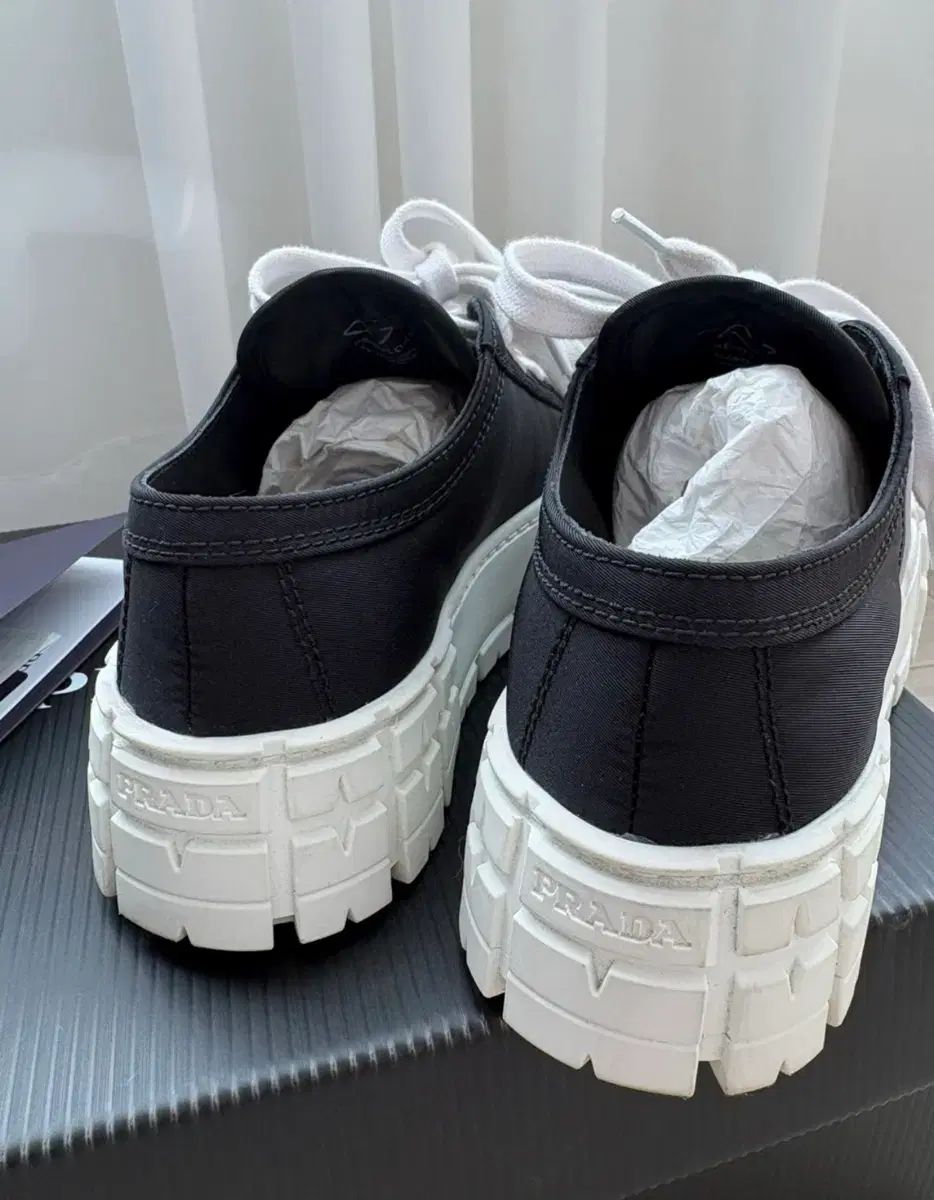 PRADA ギャバジン スニーカー 35