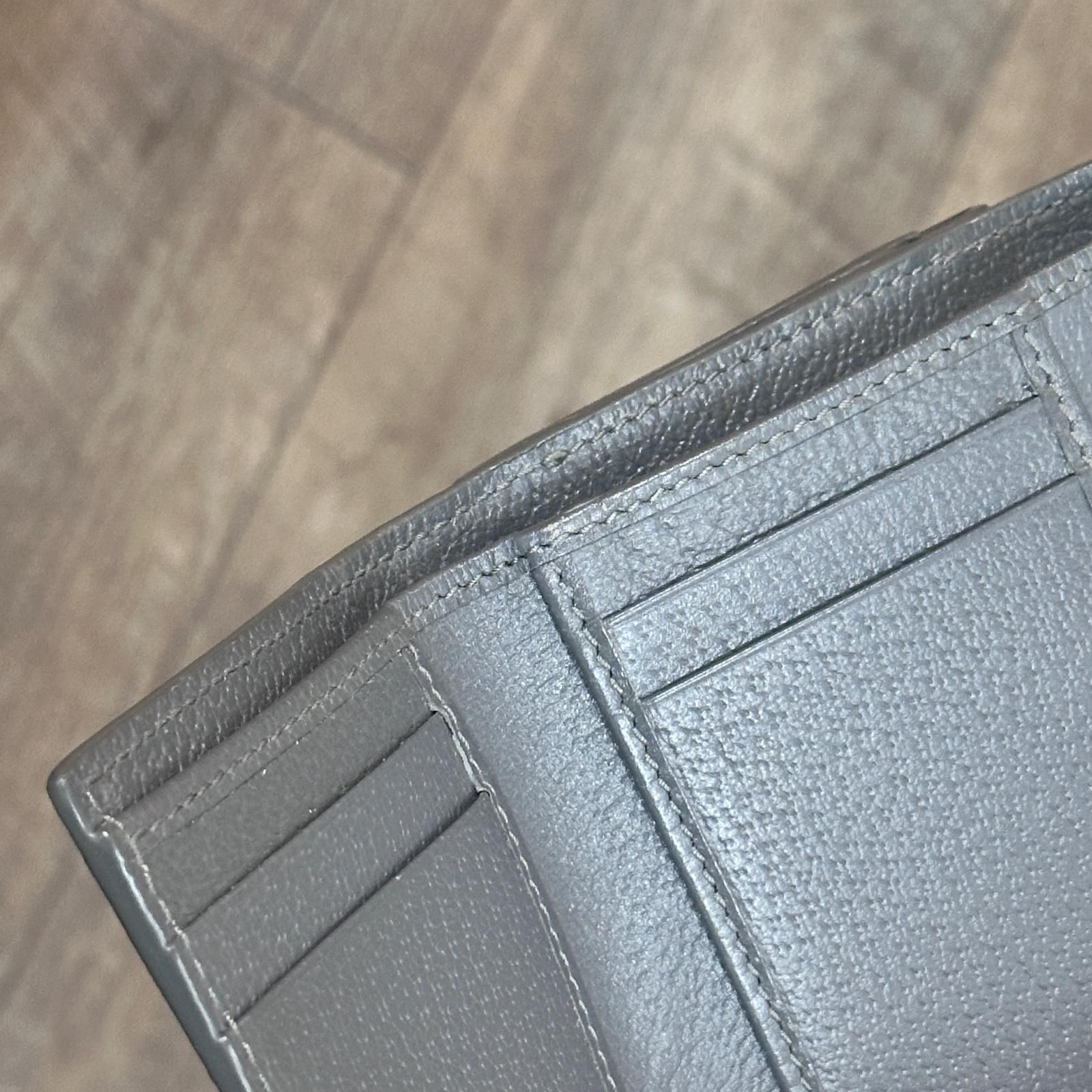 参考上代85800円 GUCCI GG三つ折りウォレット 三つ折り財布 ウォレット 