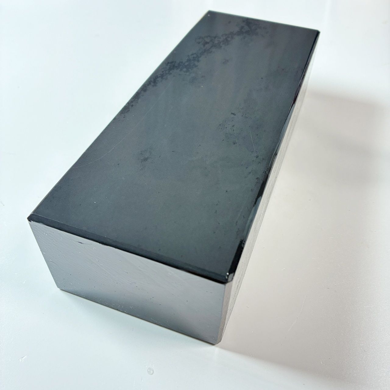 2475 g 硬さ2.5 対馬砥石 長崎 天然砥石