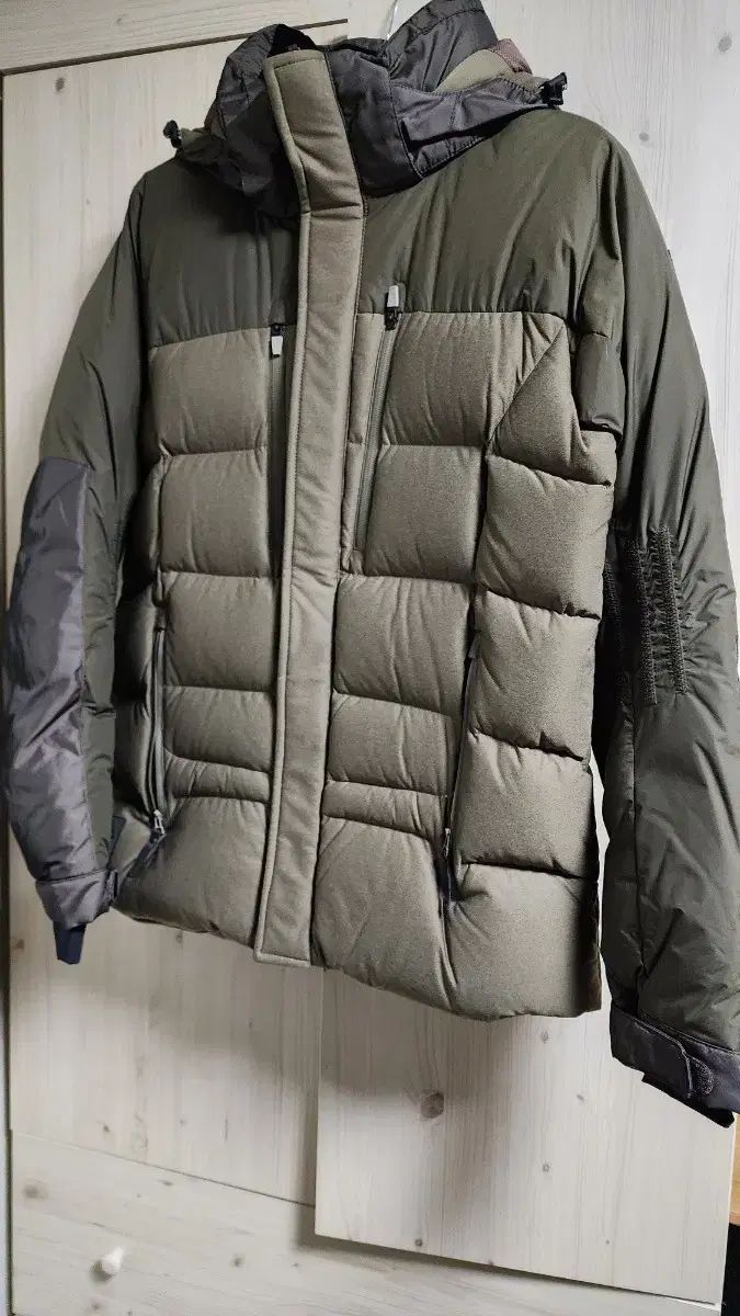 BLACK YAK ダウン アウター カーキ XL