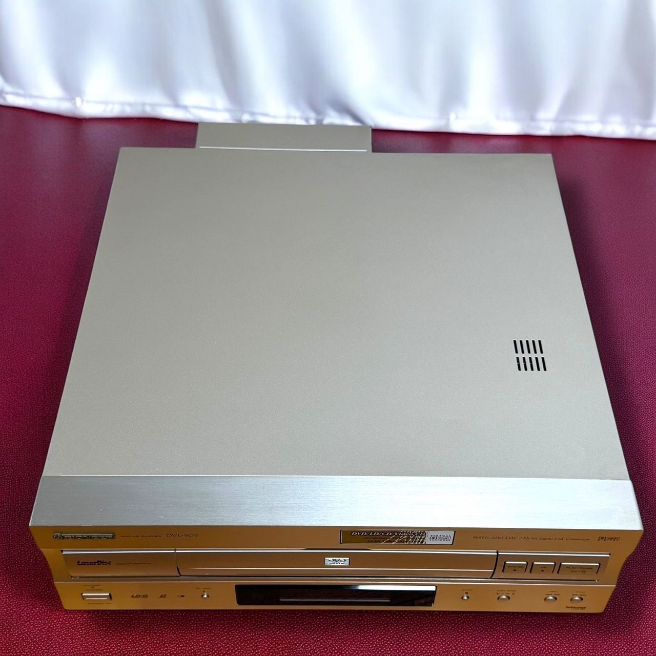 ☆送料無料 極美品 Pioneer パイオニア DVL-909 ゴールド DVD LD