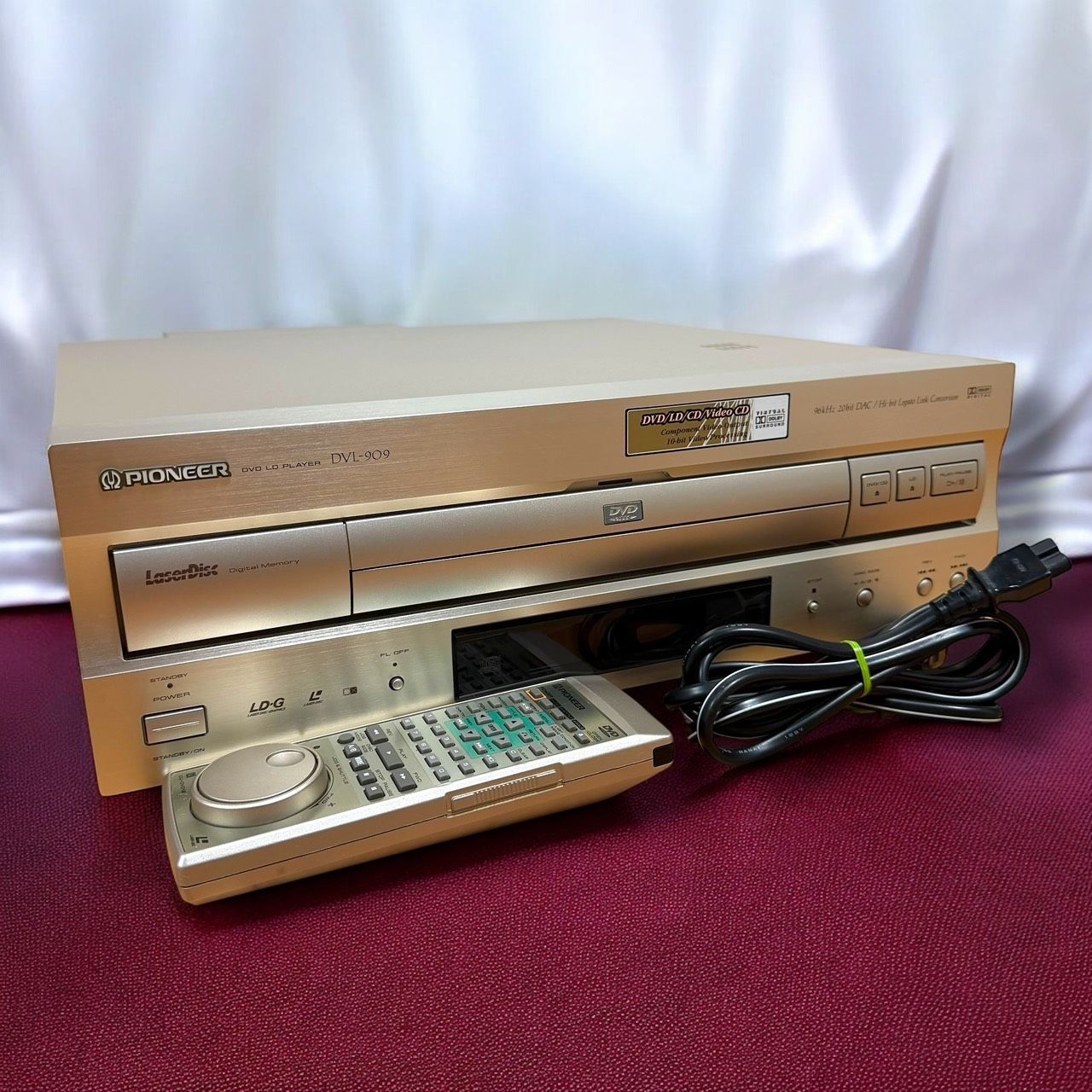 ☆送料無料 極美品 Pioneer パイオニア DVL-909 ゴールド DVD LD