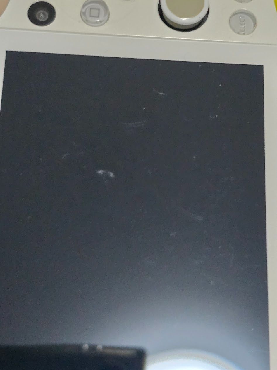 ライムグリーン