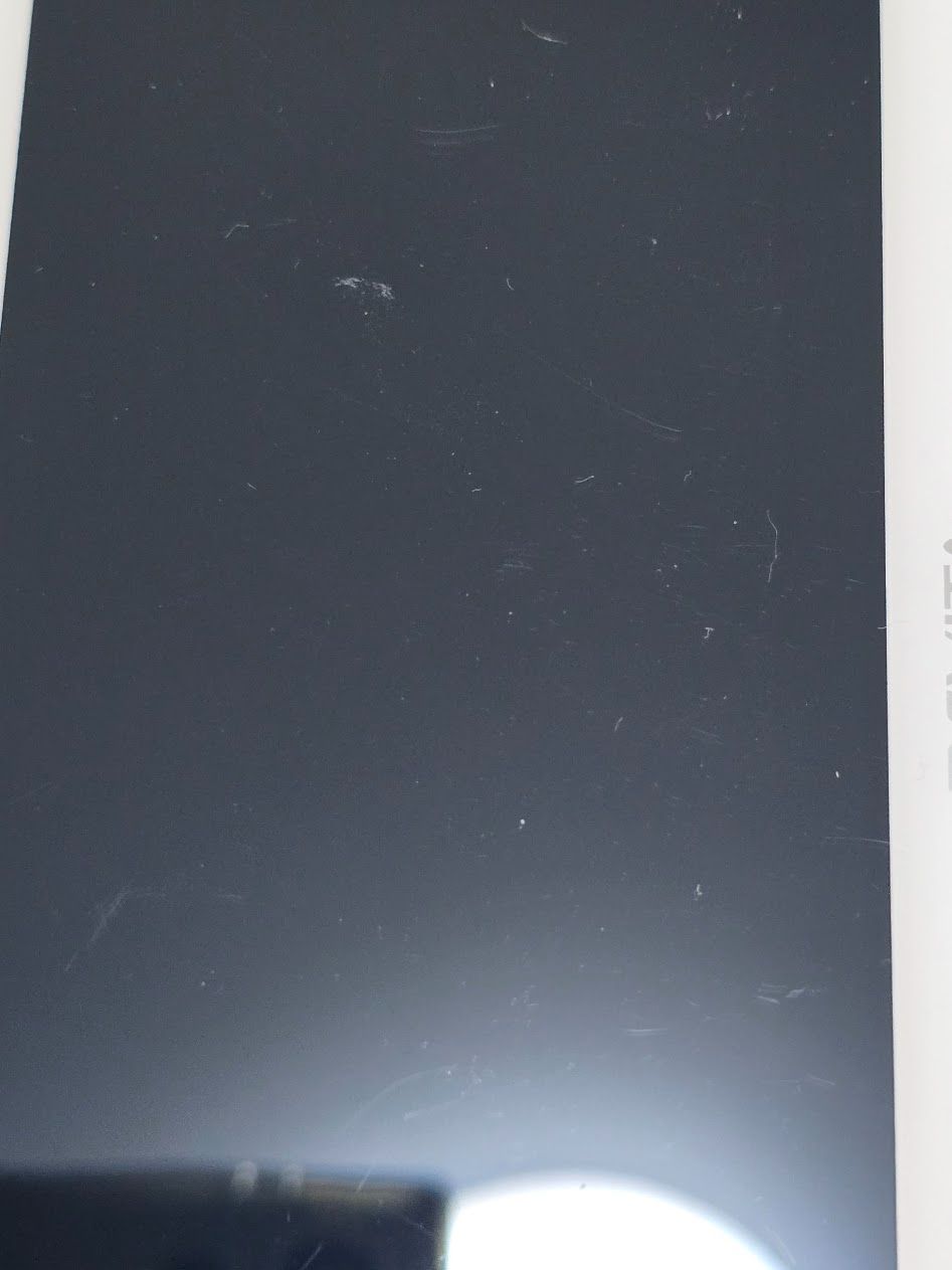 ライムグリーン