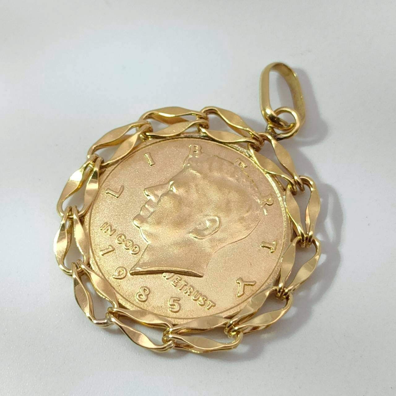 18金 K 18 コインモチーフ デザインネックレストップ 男女兼用 2.13 g D 708