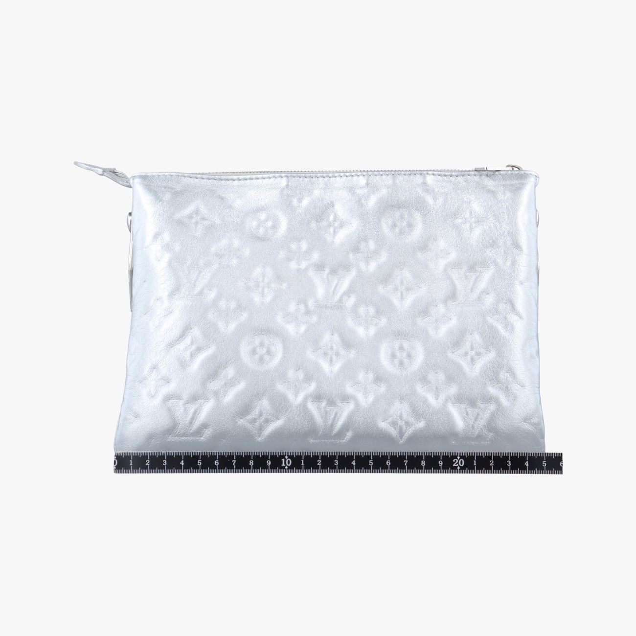 ルイヴィトンLouis VuittonクッサンPM シルバー モノグラム パターン M 57913 PL 0261