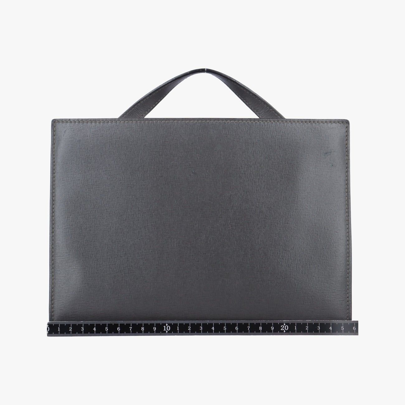 フェンディFendiデミジュール グレー レザー 8 BT 222 222|P 3 D 149-2546