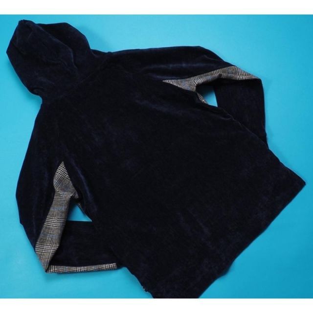 新品未使用コムサコミューンCOMME CA COMMUNE サイズL 入手困難品 新品定価0.9万円 COMME CA COMMUNE コムサコミューン シェニールヤーン