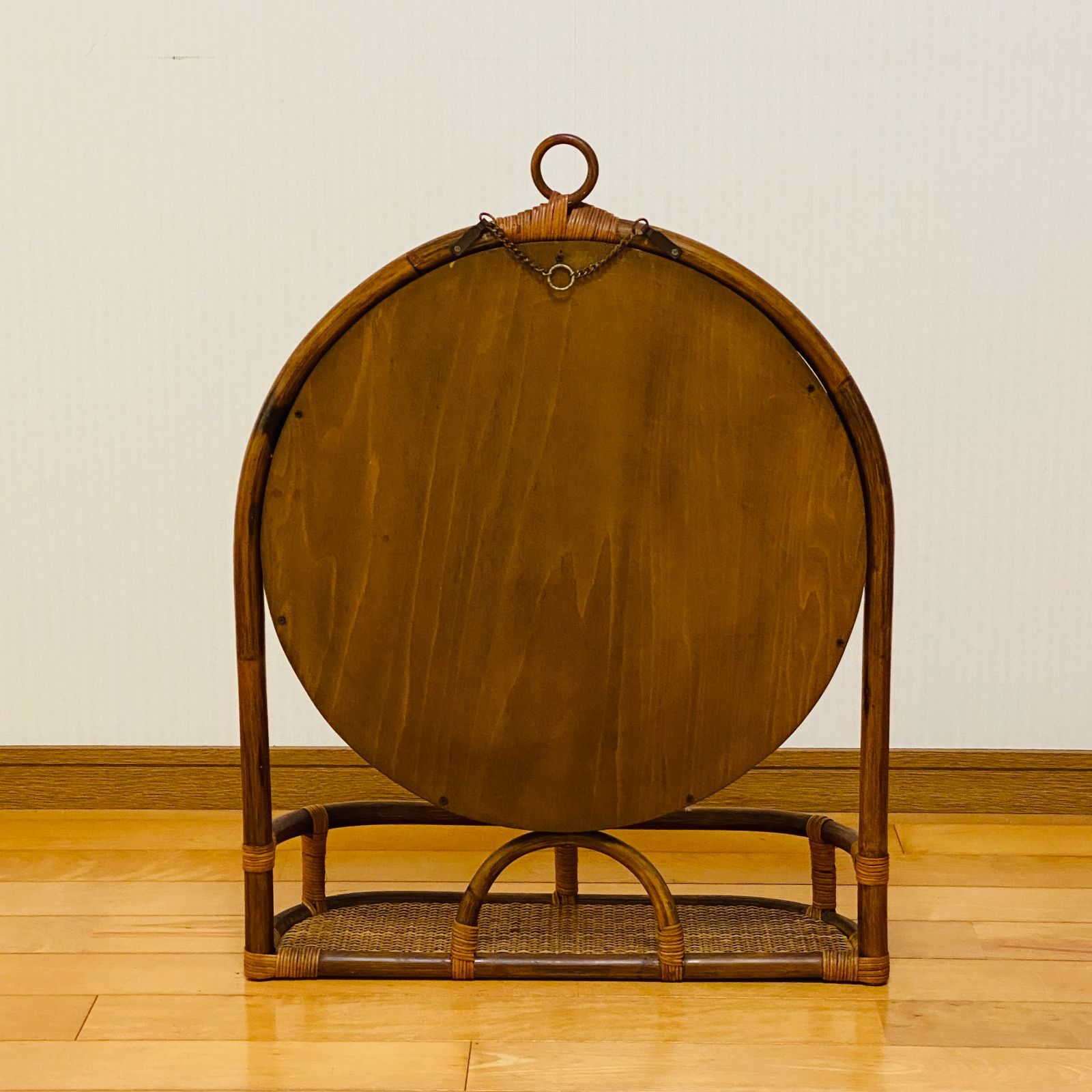 ラタン 籐 鏡 円形 棚付 壁掛け W50.5 D16 H66.5 直径39.5 ラタン 籐 鏡 円形 棚付 壁掛け W50.5 D16 H66.5 直径39.5 送料込み