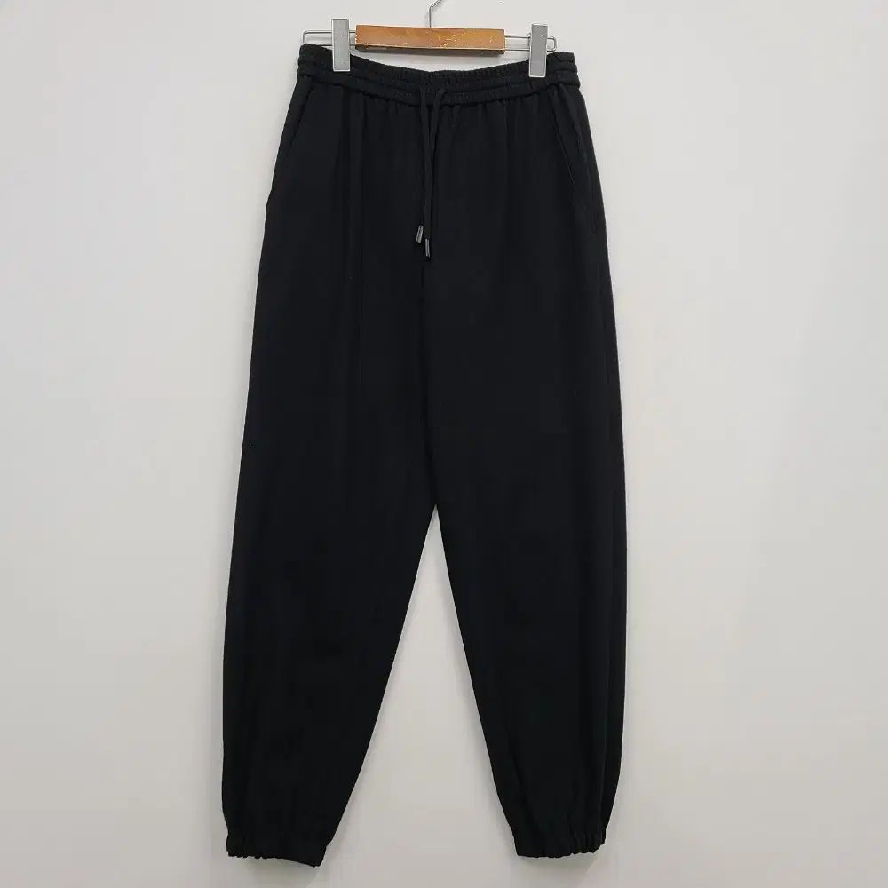 the | S 2025 ss ブラック ウール カシミア ジョガーパンツ アリス