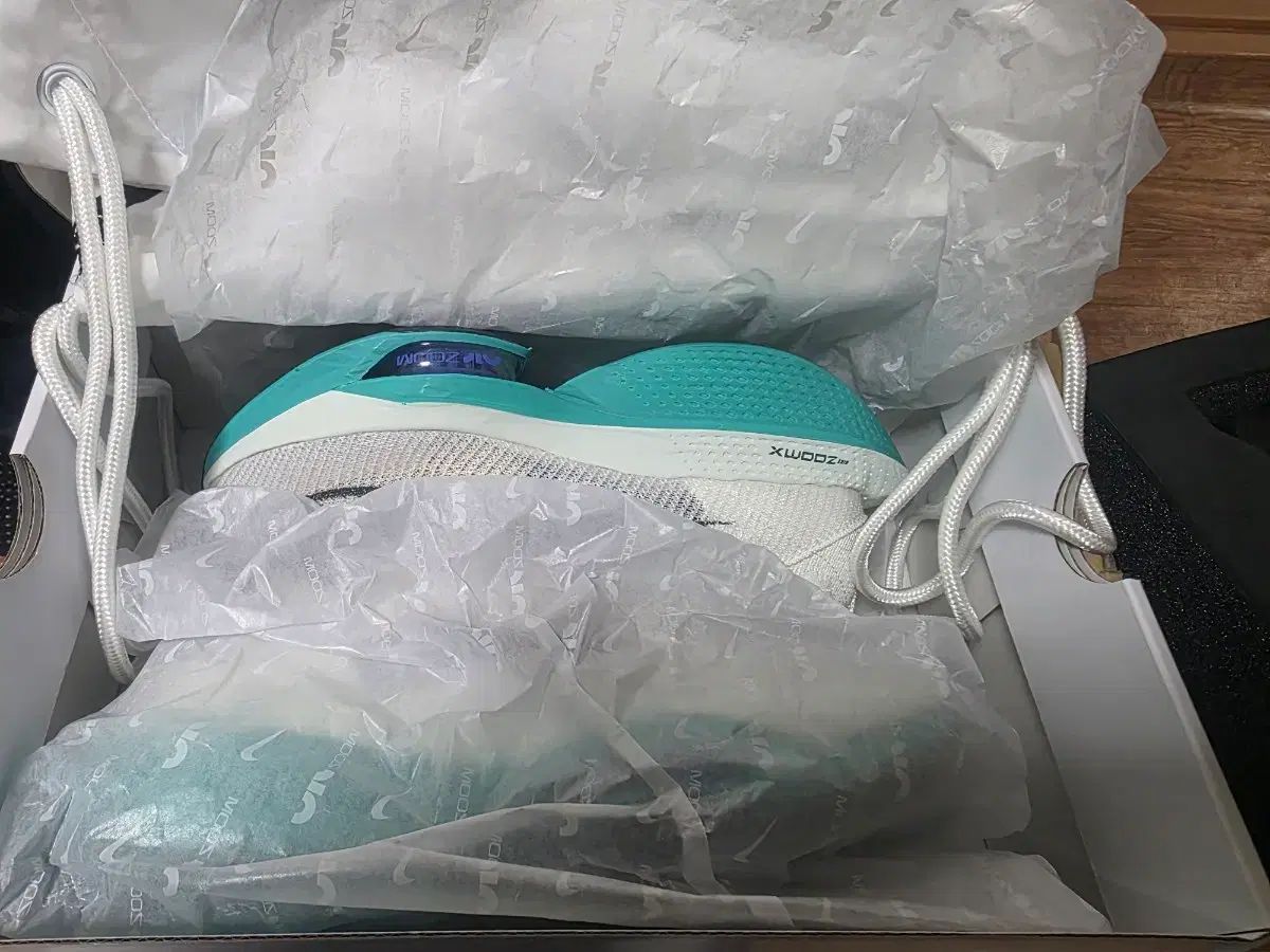  ナイキ アルファフライ ネクスト 3 白 ミント 登山靴 トレッキングシューズ アウトドアシューズ