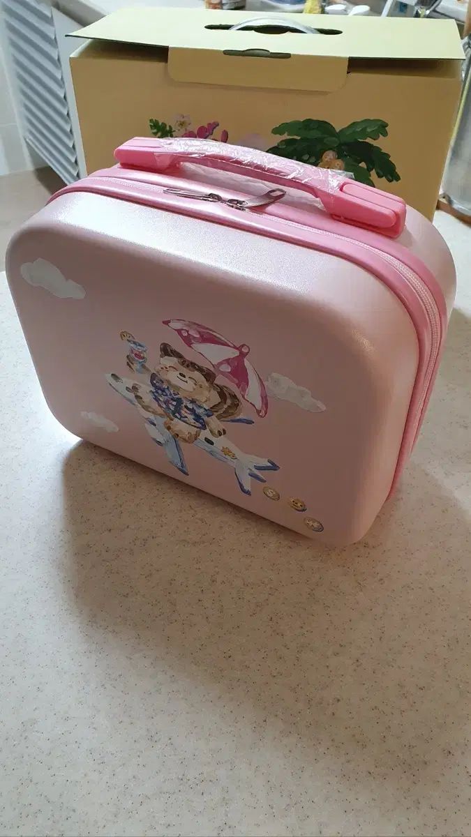 kbポコリーフレンズ ミニキャリーケース ピクニックマット