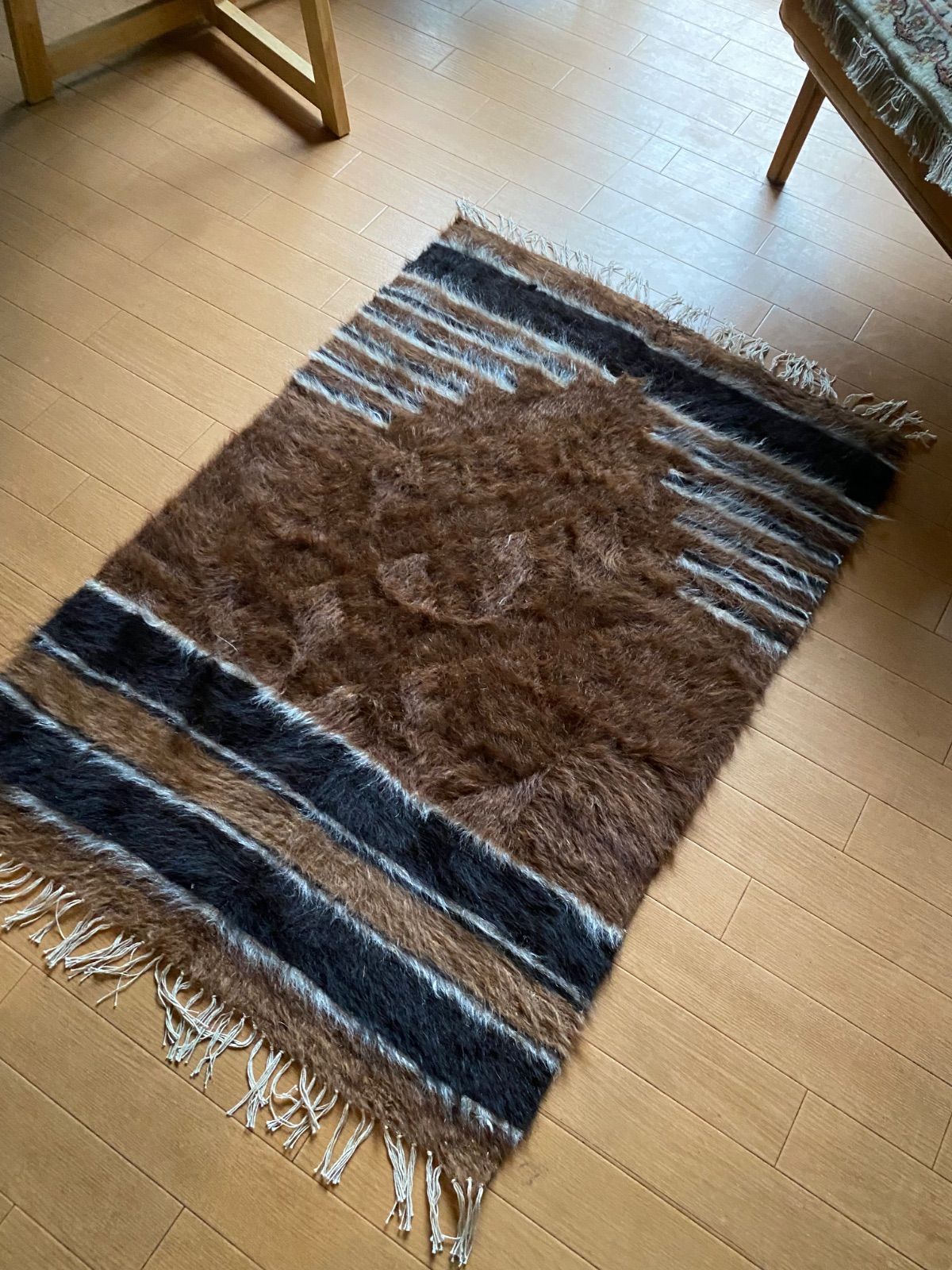 注文 セミアンティークシイルトバッタニイェならではの細かい織と