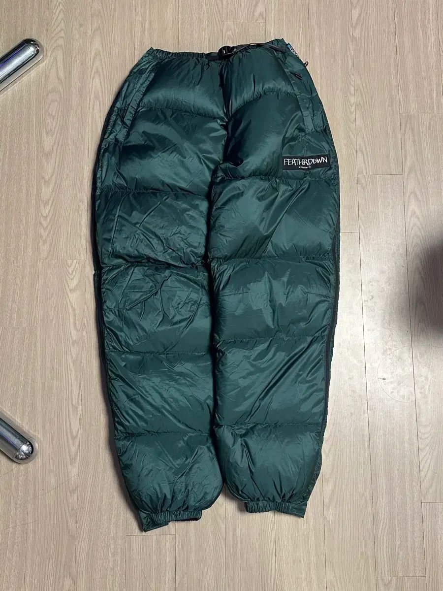 フェザーダウン ウモズボン ダークグリーン S