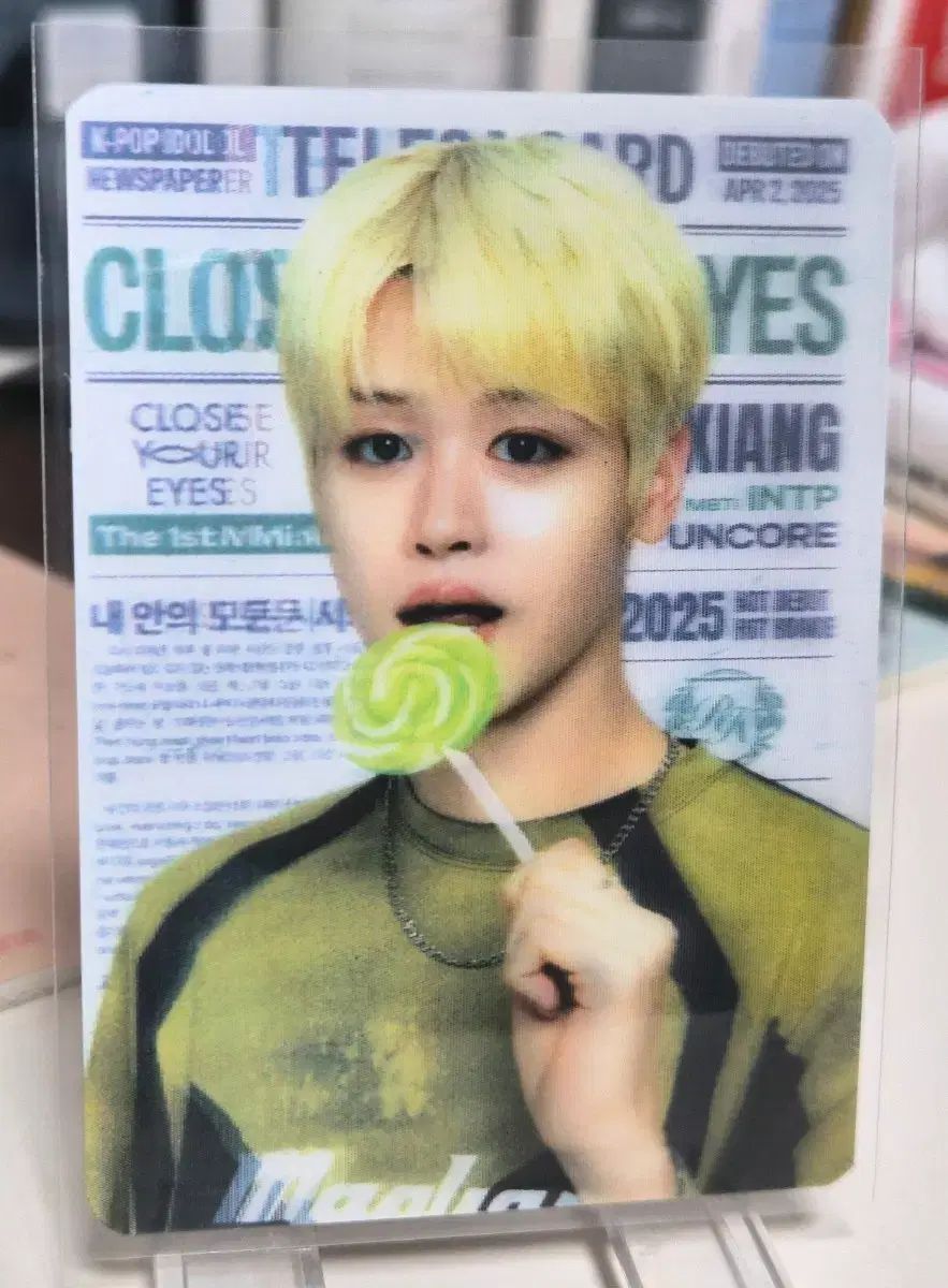 テレカ K POP ルーキー クユア 麻 マ シングシャン SSP レンチキュラー