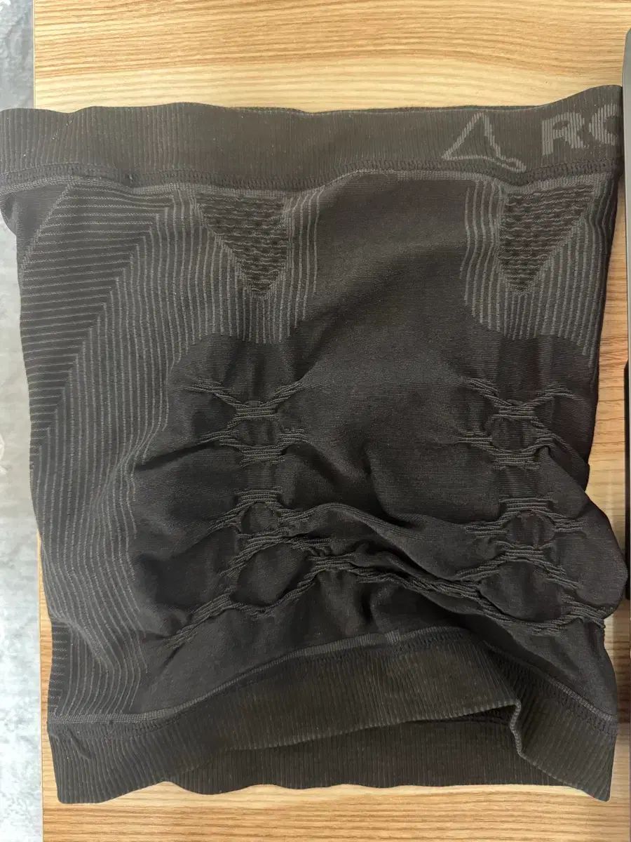 Roaハイキング ネックウォーマー