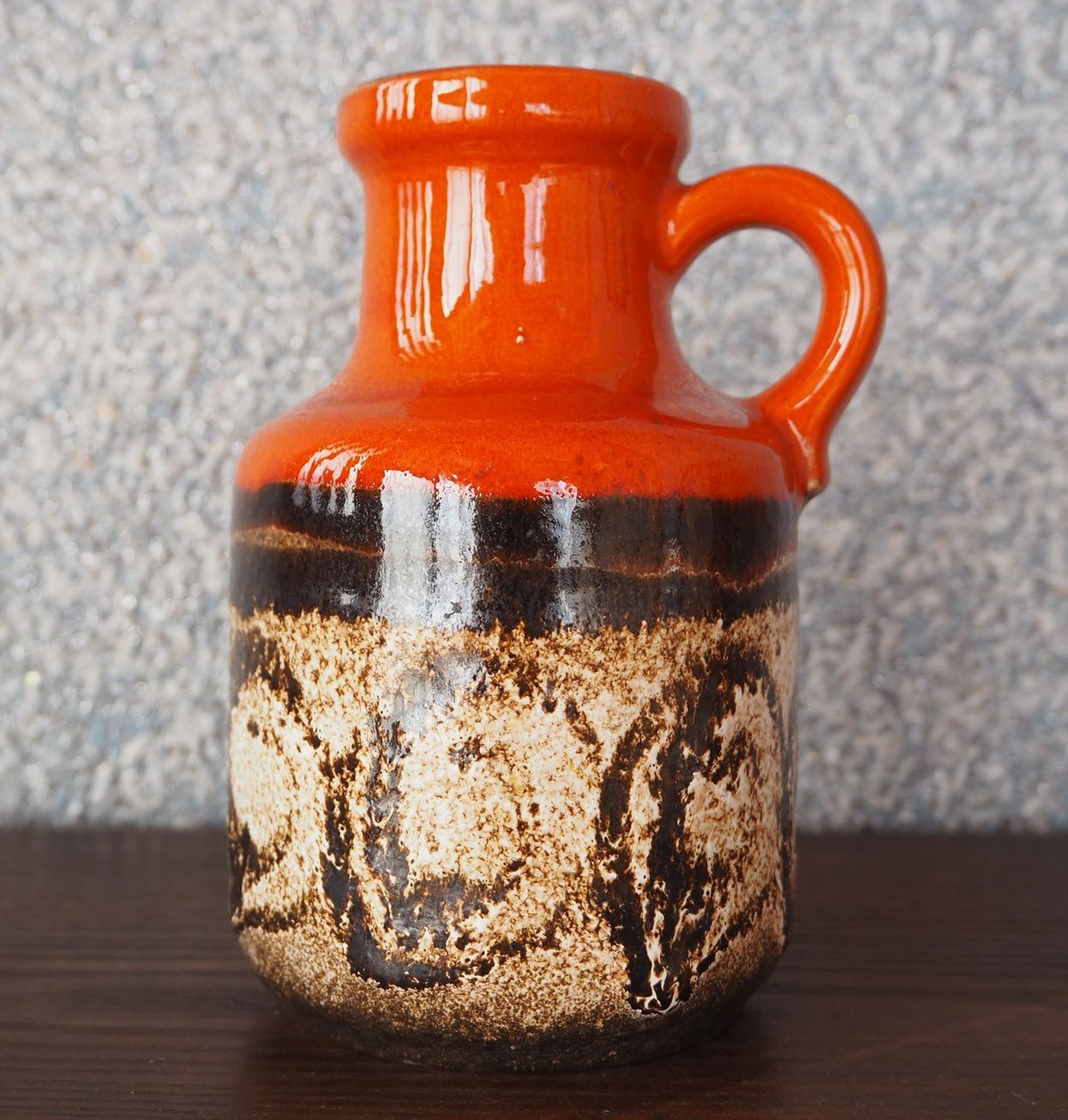 Fat Lava Schurich 414-16 水差し 朱色×白黒模様