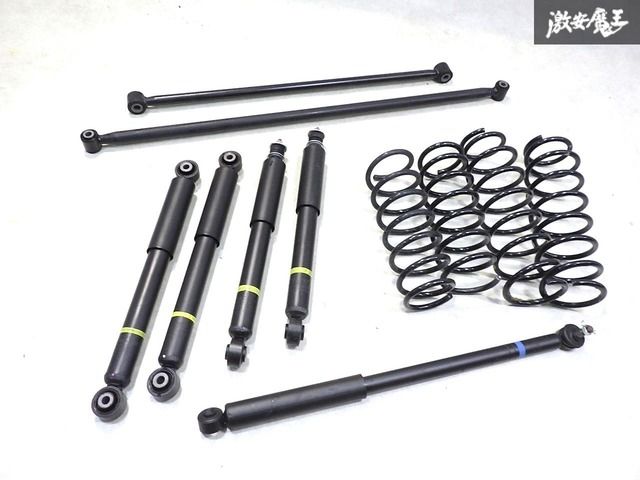 新車外し！即発送】スズキ純正 JB64W ジムニー Jimny サスペンション