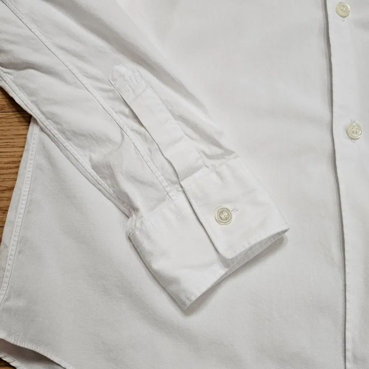 コム デ ギャルソン レッドワッペン 白 シャツ ドット柄 長袖 