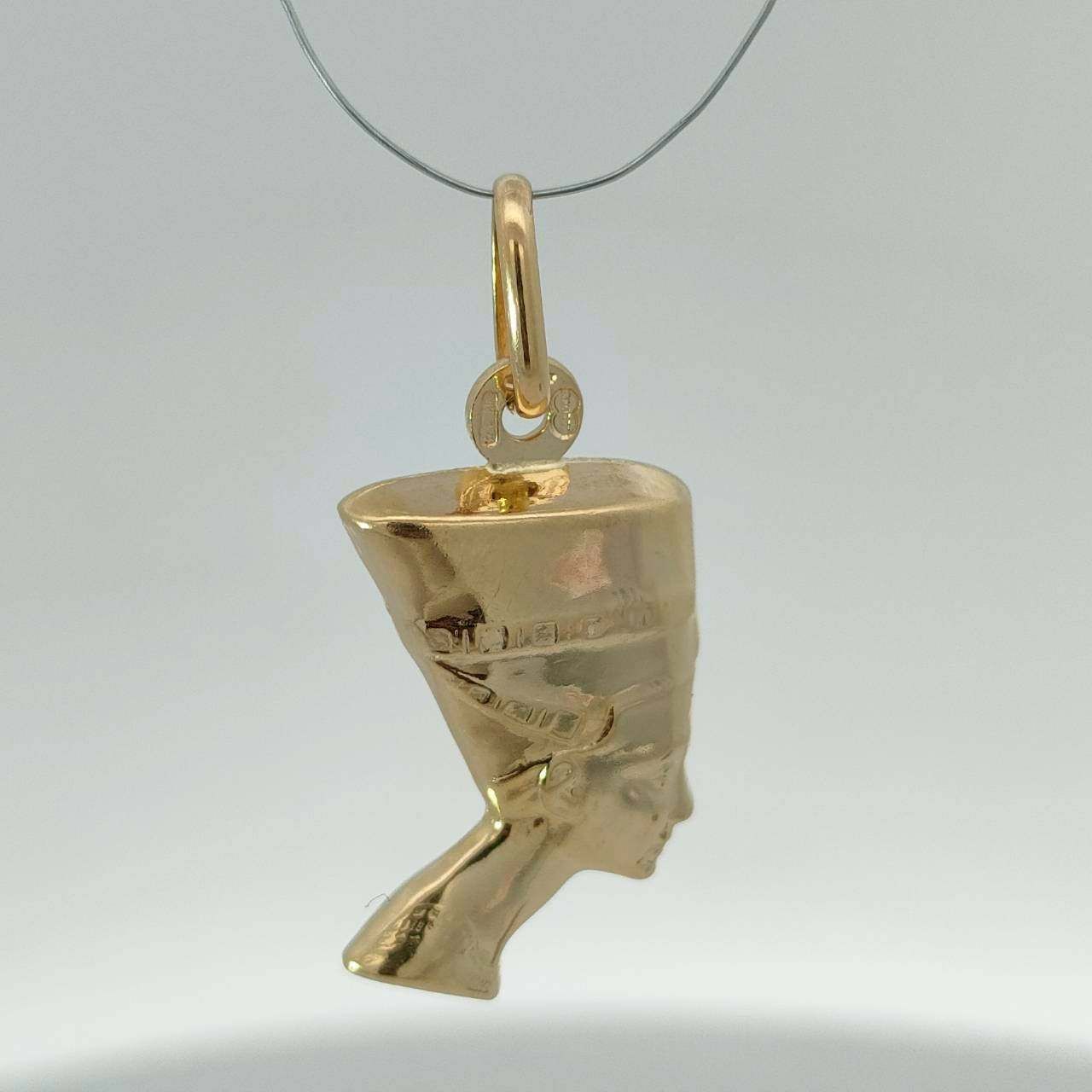 18金 K 18 ウノアエレ ネフェルティティ デザインネックレストップ 男女兼用 1.8 g D 726