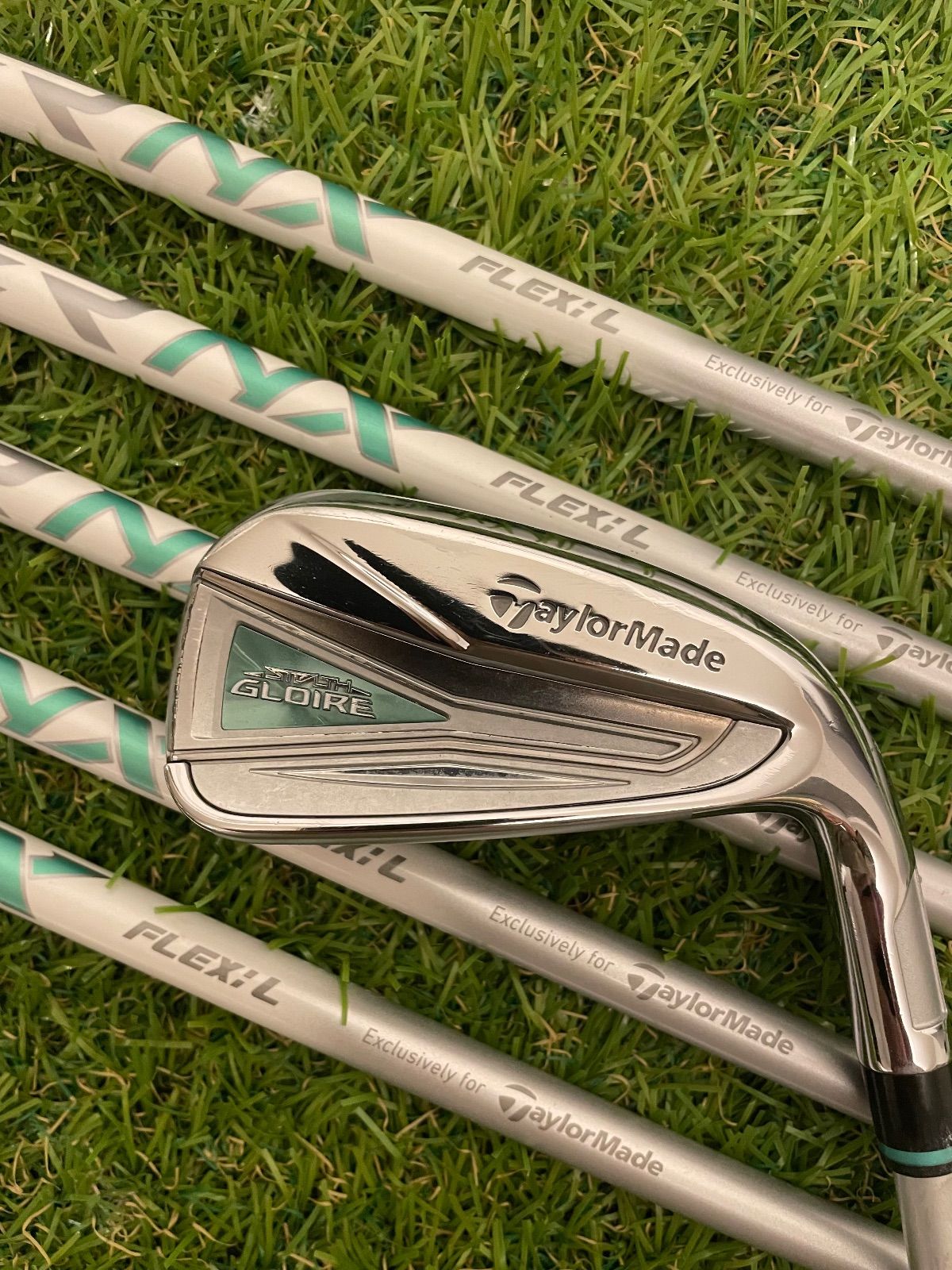 レディース テーラーメイド M6 アイアン5本セット 女性 右 L 純正カーボン レディース テーラーメイド M6 アイアン5本セット 女性 右 L 純正