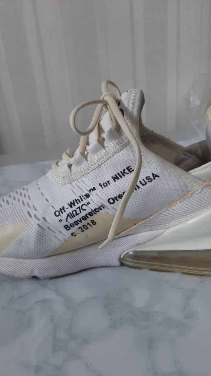 nike オーバーリアクト フライニット ISPA