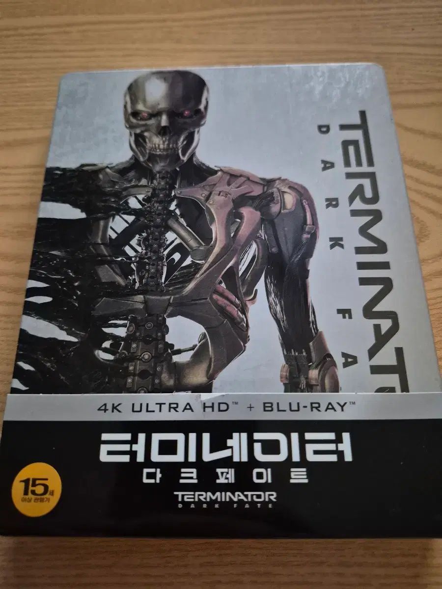 ターミネーター ダーク フェイト 4 K スチールブック ブルーレイ Blu ray