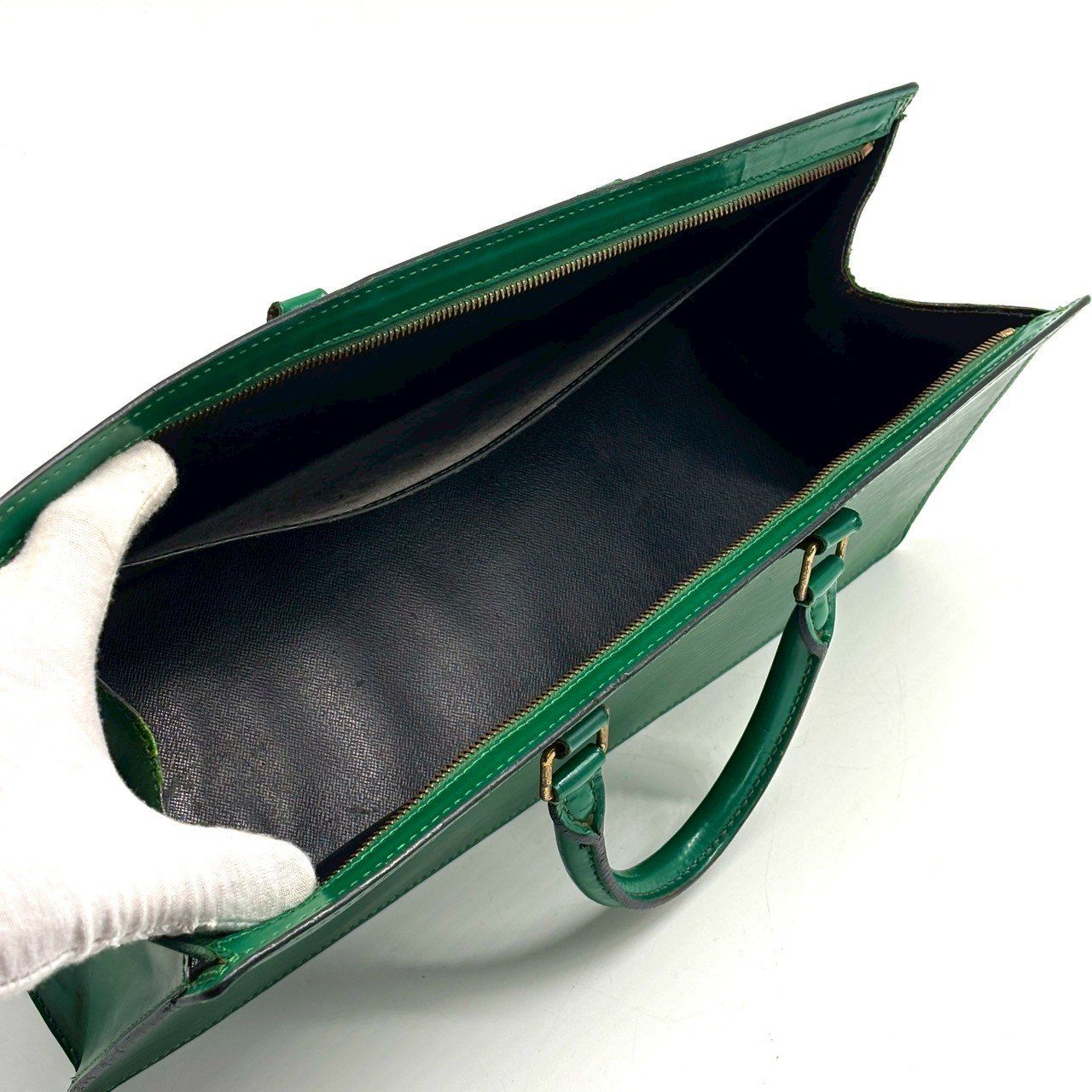 造形美が息づく一点】 LOUIS VUITTON ルイヴィトン ハンドバッグ