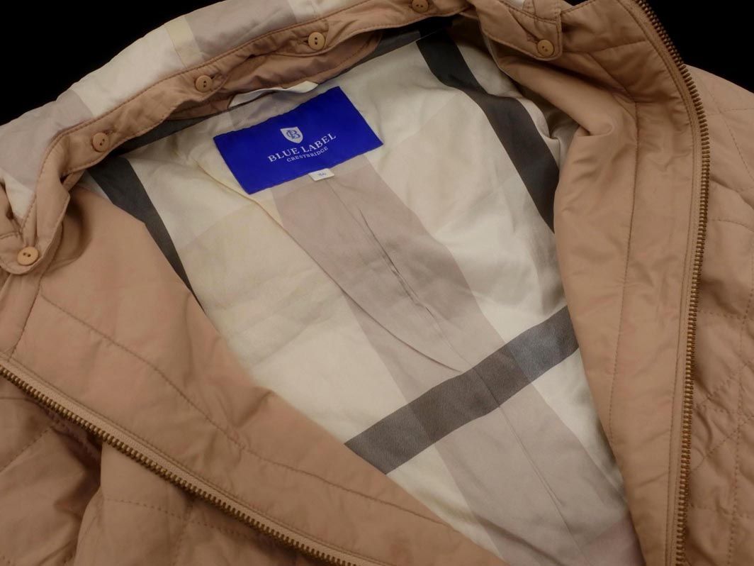 BLUE LABEL ブルーレーベル クレストブリッジ フード 付き ノーカラー キルティング ジャケット size 36|ベージュ ◎レディース