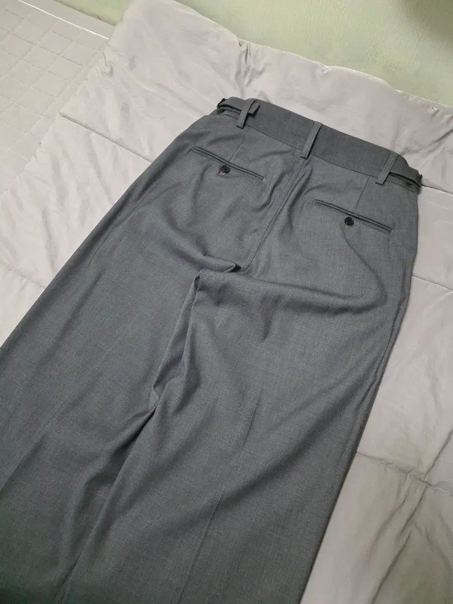 01 ANOTHER OFFICE アナザーオフィス サンティアゴ スラックス ヘザグレー