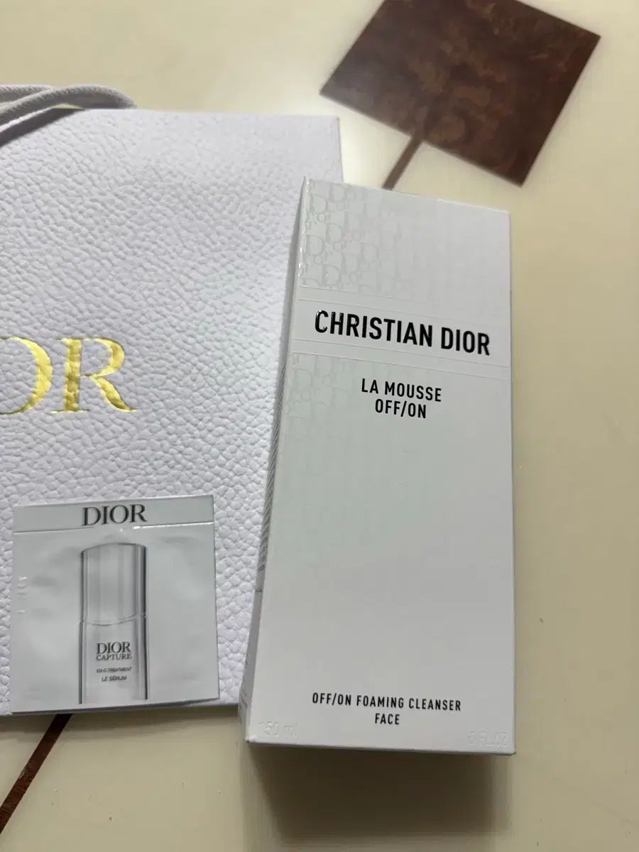 ディオール ラ ムース オフオン クレンジング 国文タグ お買い物バッグ
