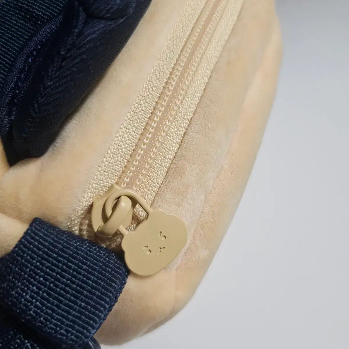 壊れたクマ X 斗山 BEARS 壊れクマ クロスバック